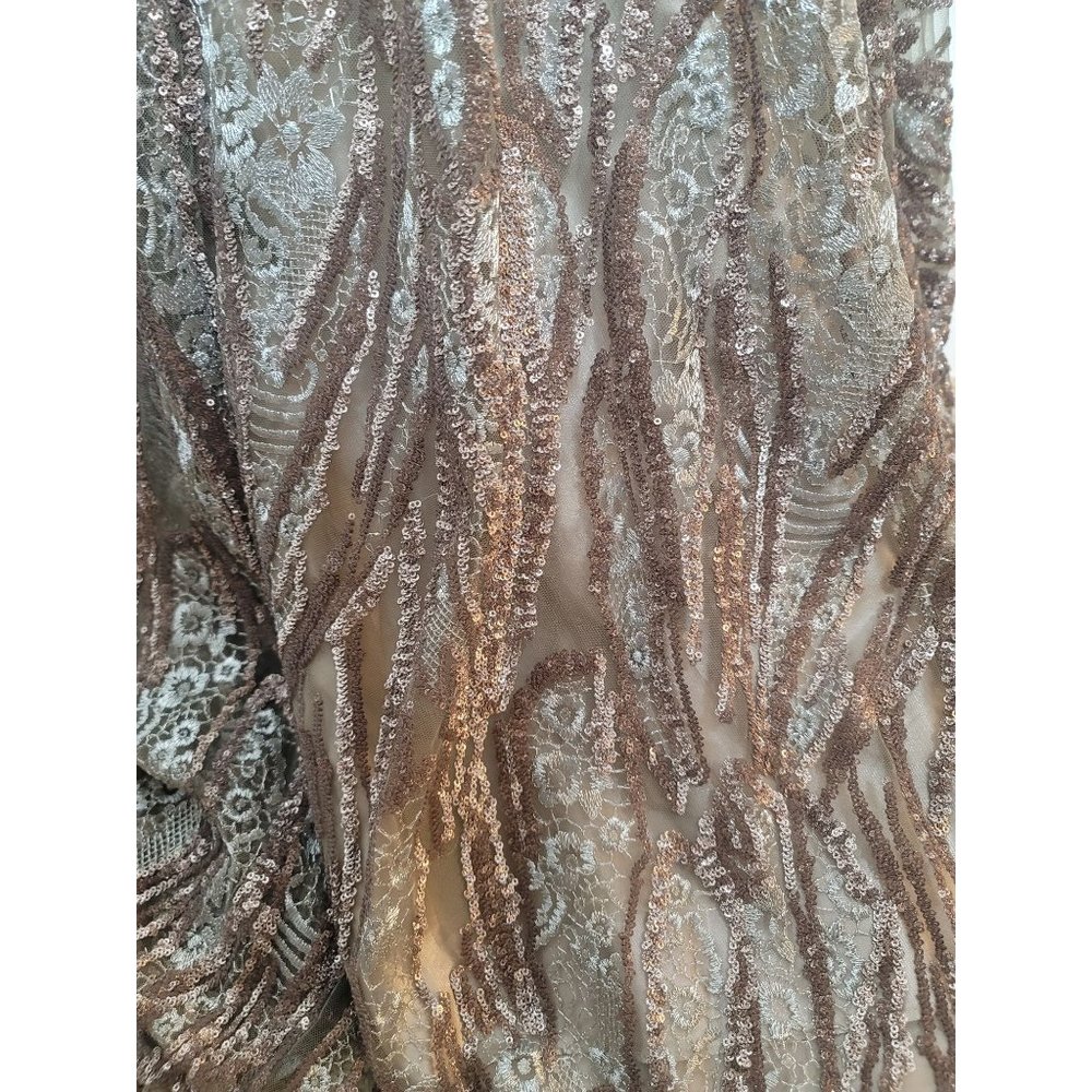 NWT MAC DUGGAL Embroidered & Embellished Long Sleeve Tulle Ballgown SZ 2 - Picture 8 of 13